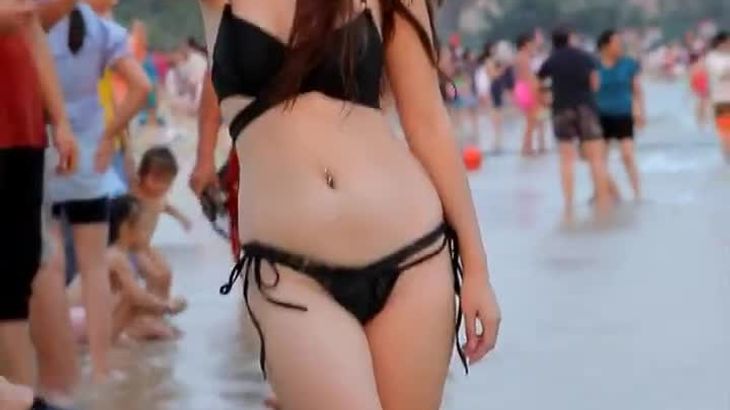 沙滩妹子私拍