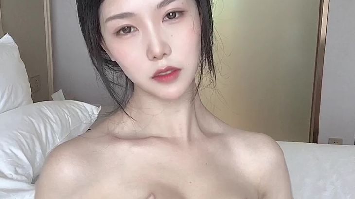 【女神福利】极品网红女神抖娘利世定制刺绣连衣裙