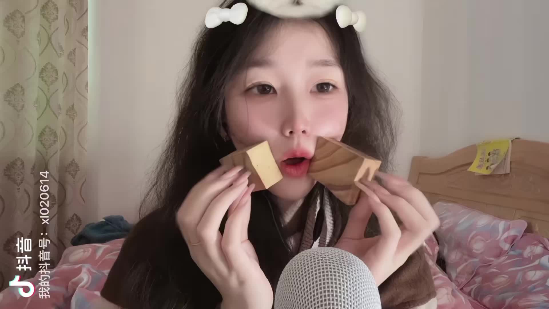 ASMR@抖音六六 粉丝群助眠付费视频合集 4