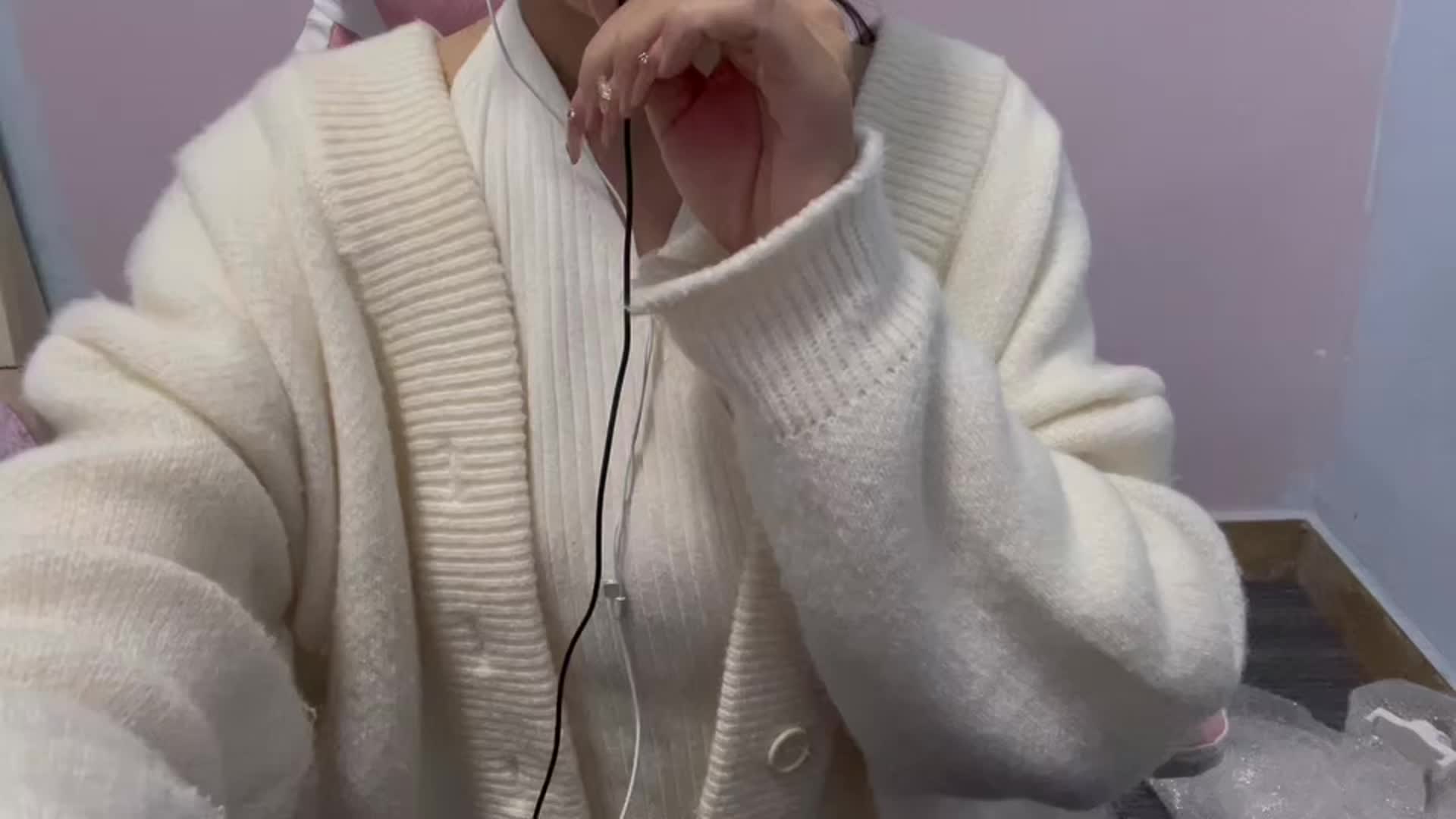 ASMR@抖音六六 粉丝群助眠付费视频合集 33