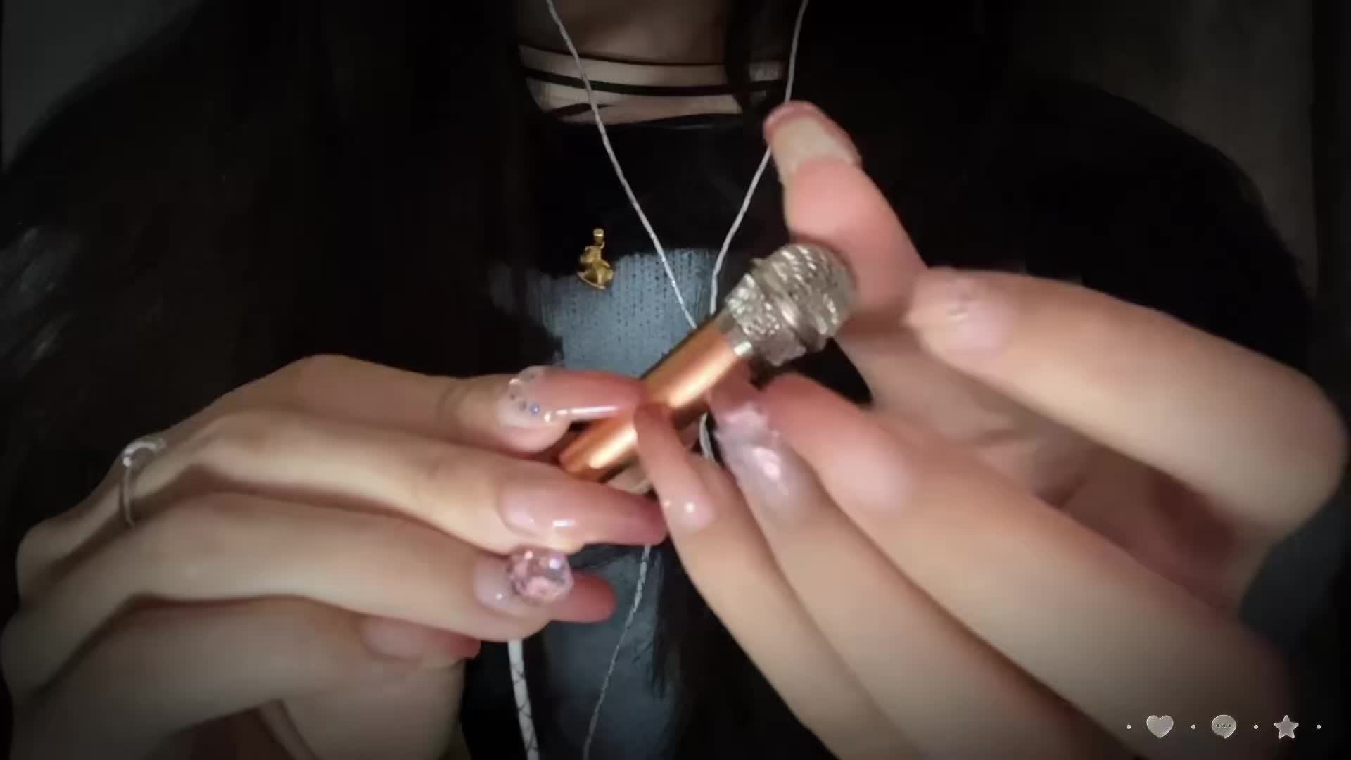 ASMR@抖音六六 粉丝群助眠付费视频合集 44