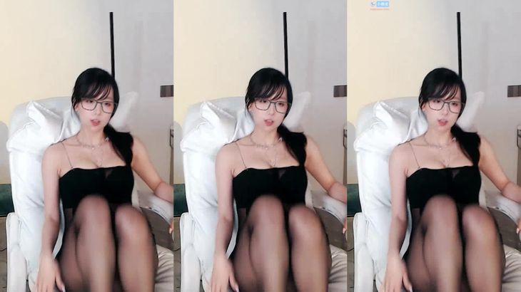 【斗鱼啵啵大柚子】绝版超火群定制热舞合集 30