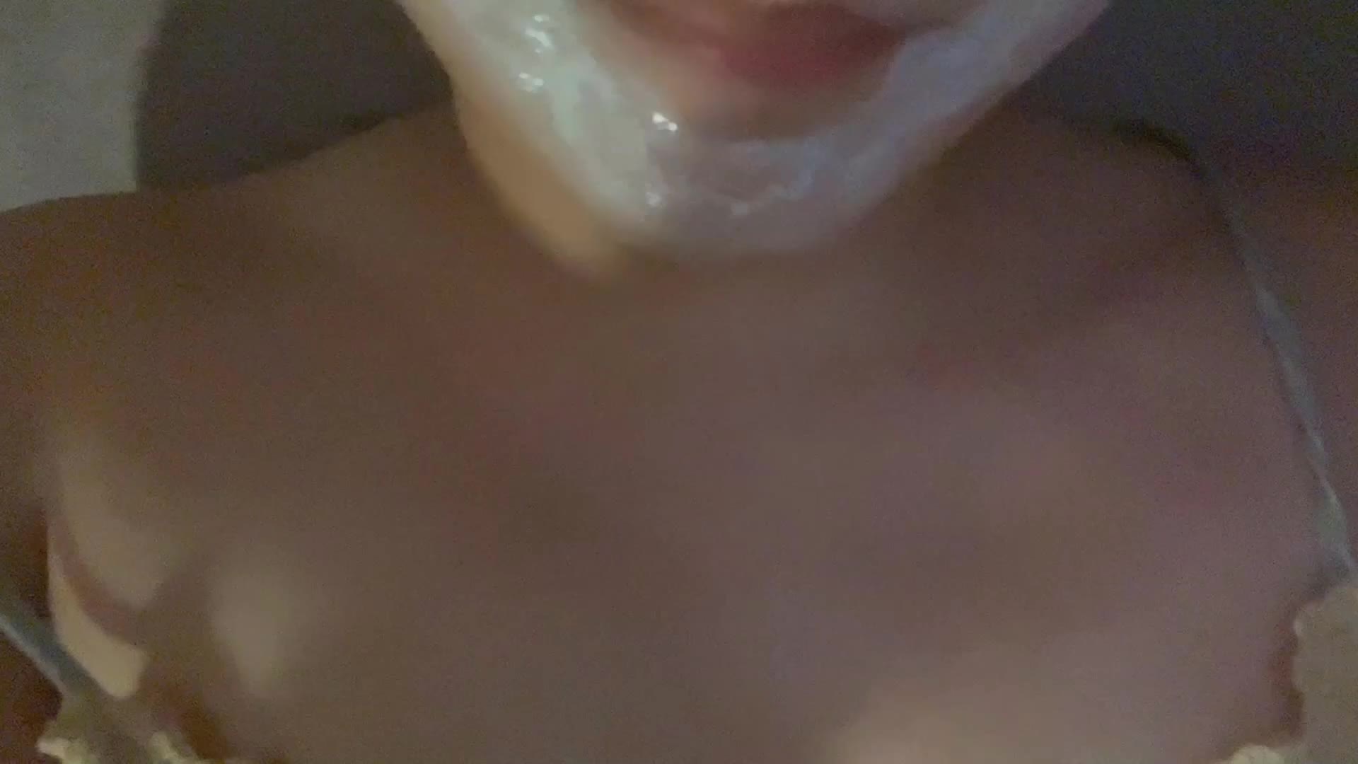 【姐姐睡了ASMR】土豪私订助眠视频 1