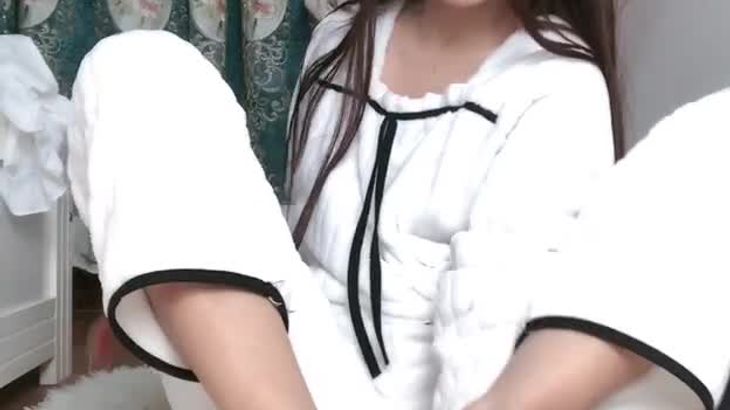 【易直播幸子睡不醒】高颜值丝姬模拟足系微信福利合集 1