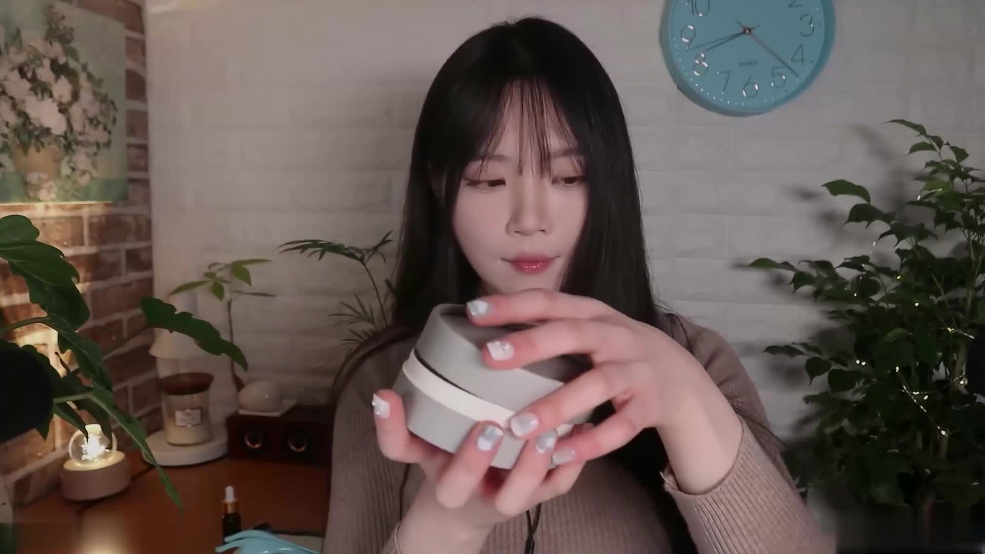 【其它助眠】Nara耳语轻音ASMR系列之当你心情不好的时候，看看这个视频【中文字幕】