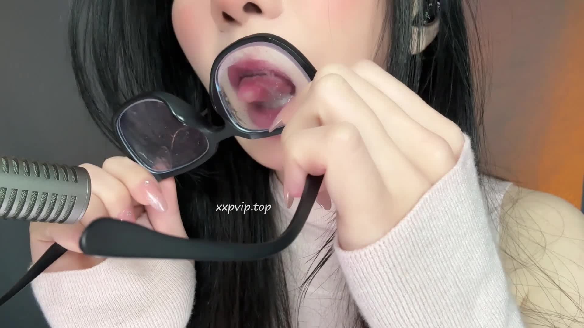 【精选助眠】晚安yoyoASMR系列之眼睛哈气甜乎