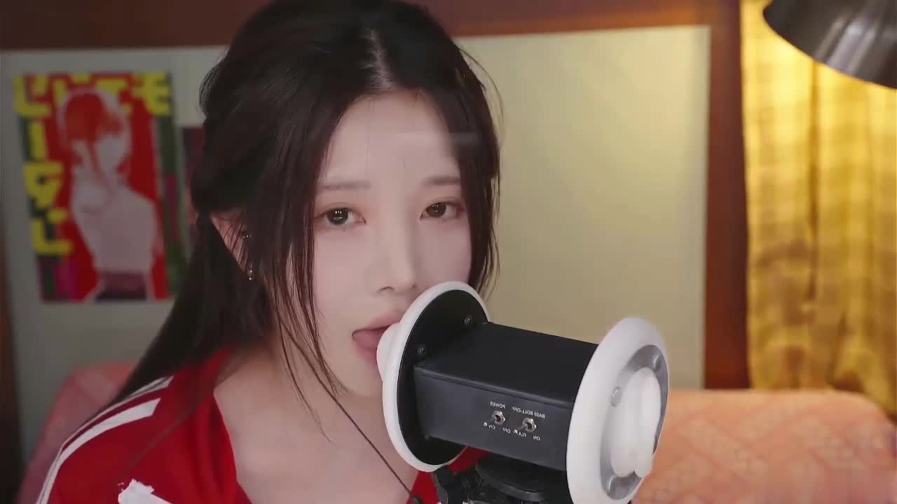【其它助眠】韩系声优YoonyingASMR触发音耳语舔耳中文字幕集锦 26