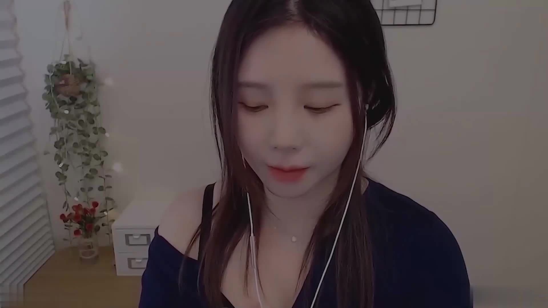 【其它助眠】韩系声优YoonyingASMR触发音耳语舔耳中文字幕集锦 2